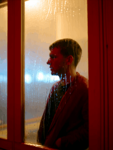 Czym jest lęk separacyjny u dorosłych?